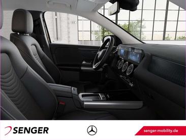 Mercedes GLA 200 — photo 8
