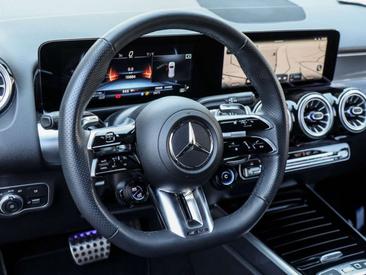 Mercedes GLB 35 AMG 35 — photo 9