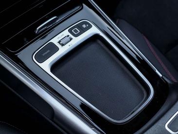 Mercedes GLB 35 AMG 35 — photo 10