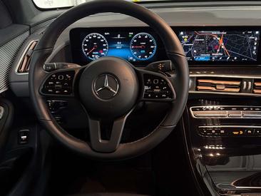 Mercedes EQC 400 — photo 8