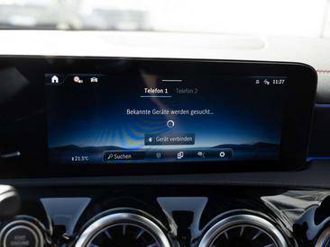 Mercedes CLA 220 Night Edition — photo 10