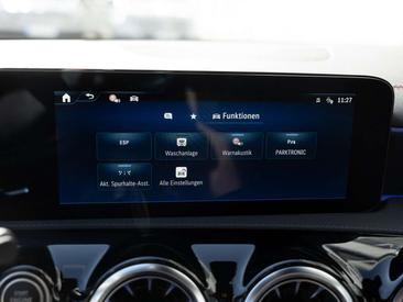 Mercedes CLA 220 Night Edition — photo 11