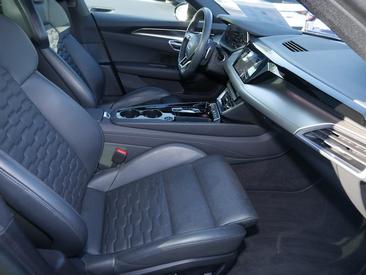 Audi RS E-tron GT E-tron Quattro — photo 6