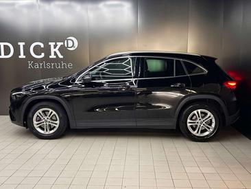 Mercedes GLA 180 — photo 2