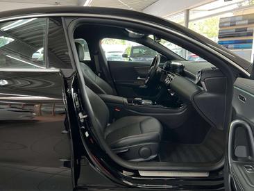 Mercedes CLA 200 — photo 15