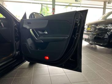 Mercedes CLA 200 — photo 16