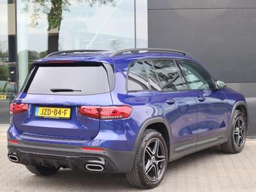 Mercedes GLB 200 AMG Line — photo 2