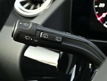 Mercedes GLA 200 AMG Line — photo 20