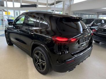 Mercedes GLA 200 Night Edition — photo 5