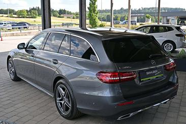 Mercedes Classe E 300 AMG Line — photo 3