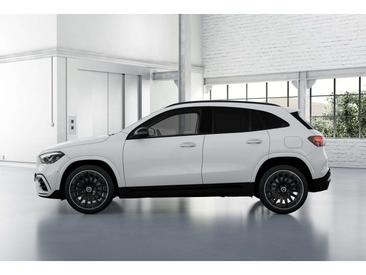 Mercedes GLA 220 Night Edition — photo 3