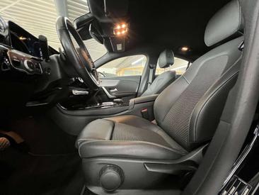 Mercedes CLA 200 — photo 25
