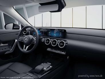 Mercedes CLA 200 — photo 8
