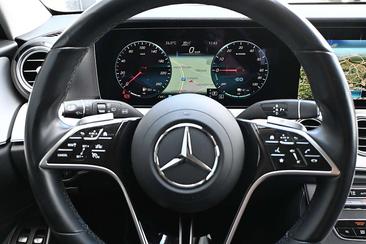 Mercedes Classe E 300 AMG Line — photo 14