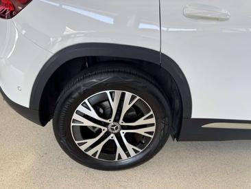 Mercedes GLA 200 — photo 8