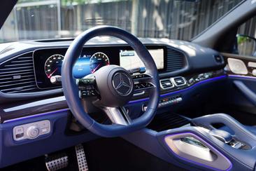 Mercedes GLS 580 AMG Line — photo 4