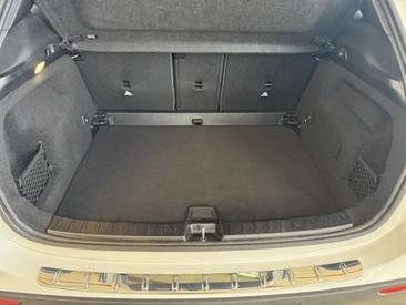 Mercedes GLA 200 — photo 10