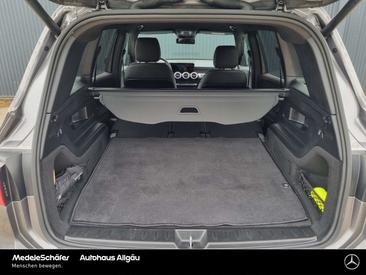 Mercedes GLB 220 Night Edition — photo 10