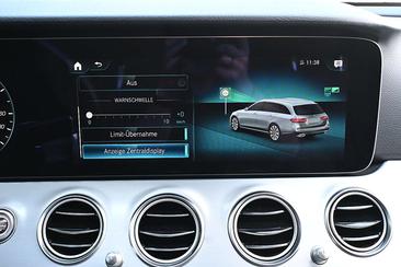 Mercedes Classe E 300 AMG Line — photo 28
