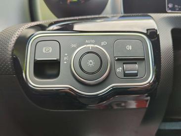 Mercedes CLA 250 Premium — photo 30