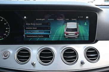 Mercedes Classe E 300 AMG Line — photo 32