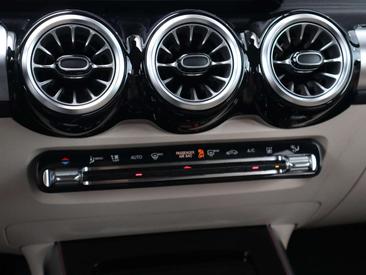 Mercedes EQB 250 Business — photo 27