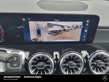 Mercedes GLB 220 Night Edition — photo 18