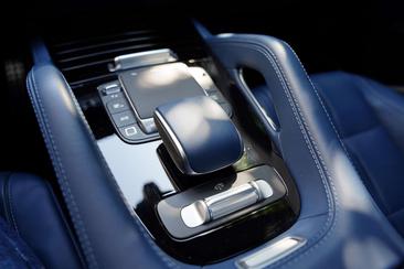 Mercedes GLS 580 AMG Line — photo 18