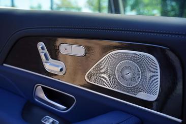 Mercedes GLS 580 AMG Line — photo 29