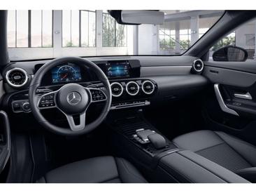 Mercedes CLA 200 — photo 3