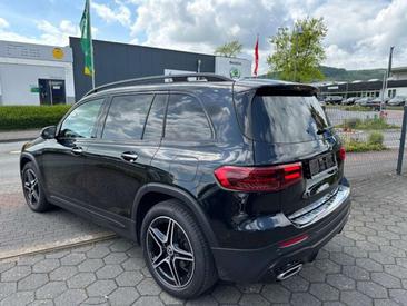 Mercedes GLB 200 AMG Line — photo 27
