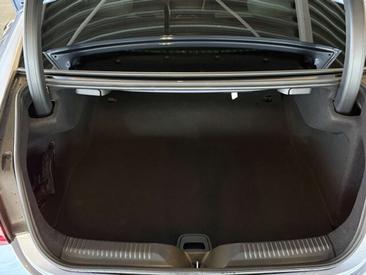 Mercedes CLS 450 — photo 18
