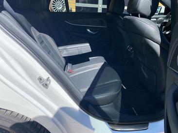 Mercedes Classe E53 AMG 53 — photo 18