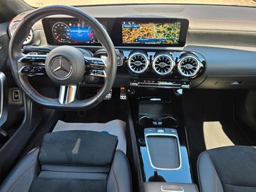 Mercedes CLA 200 AMG Line — photo 10