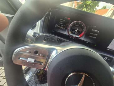 Mercedes GLS — photo 18