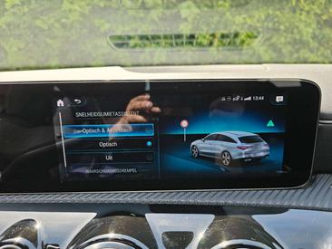 Mercedes CLA 180 Luxury Line — photo 39