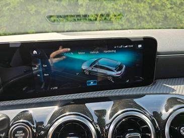 Mercedes CLA 180 Luxury Line — photo 42