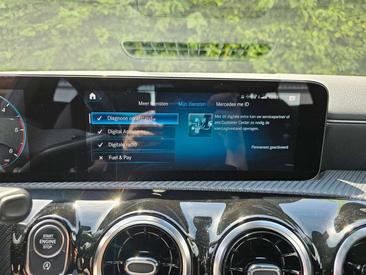 Mercedes CLA 180 Luxury Line — photo 44