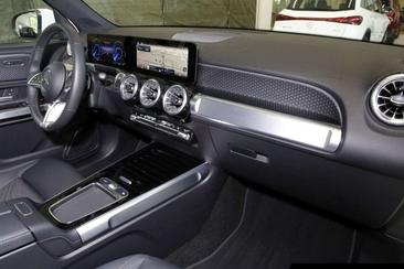 Mercedes EQB 250 — photo 6