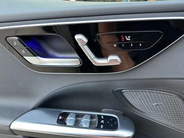 Mercedes Classe C 300 — photo 16