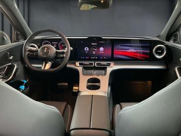 Mercedes GLC 400 AMG Line — photo 14