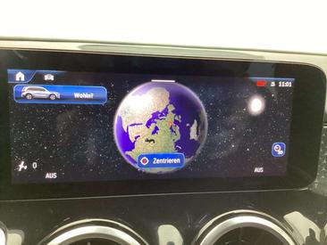 Mercedes GLB 200 — photo 15