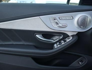 Mercedes Classe C63 AMG 63 — photo 10