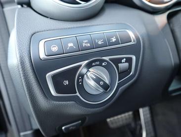 Mercedes Classe C63 AMG 63 — photo 11