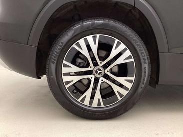 Mercedes GLB 200 — photo 20