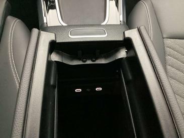 Mercedes GLB 200 — photo 21