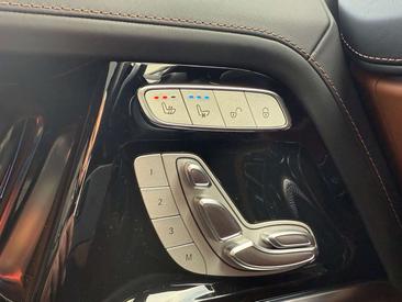 Mercedes GLS 450 — photo 28