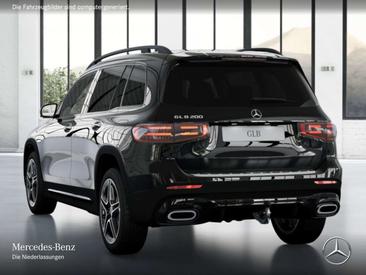 Mercedes GLB 200 Night Edition — photo 20