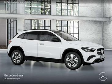 Mercedes GLA 220 Night Edition — photo 14