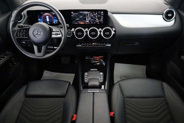Mercedes GLA 250 — photo 3
